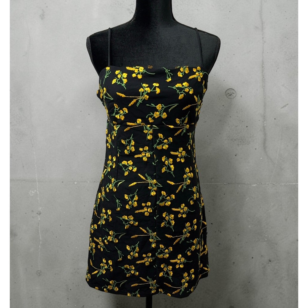 Urban Outfitter Mini Dress M Floral Embroidered Coquette Fairy Whismigoth Boho